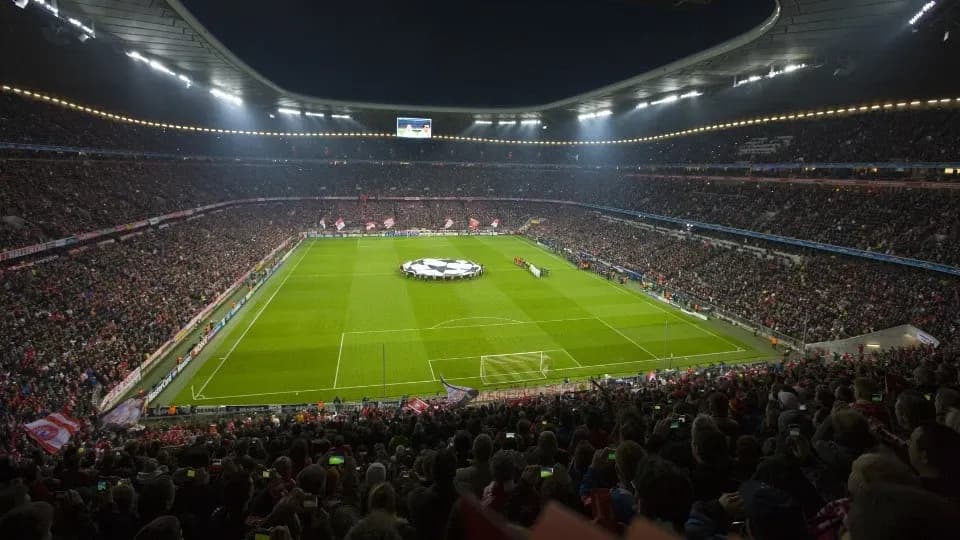 Quarter-Final: Arsenal vs Sporting Club Portugal - Image 1